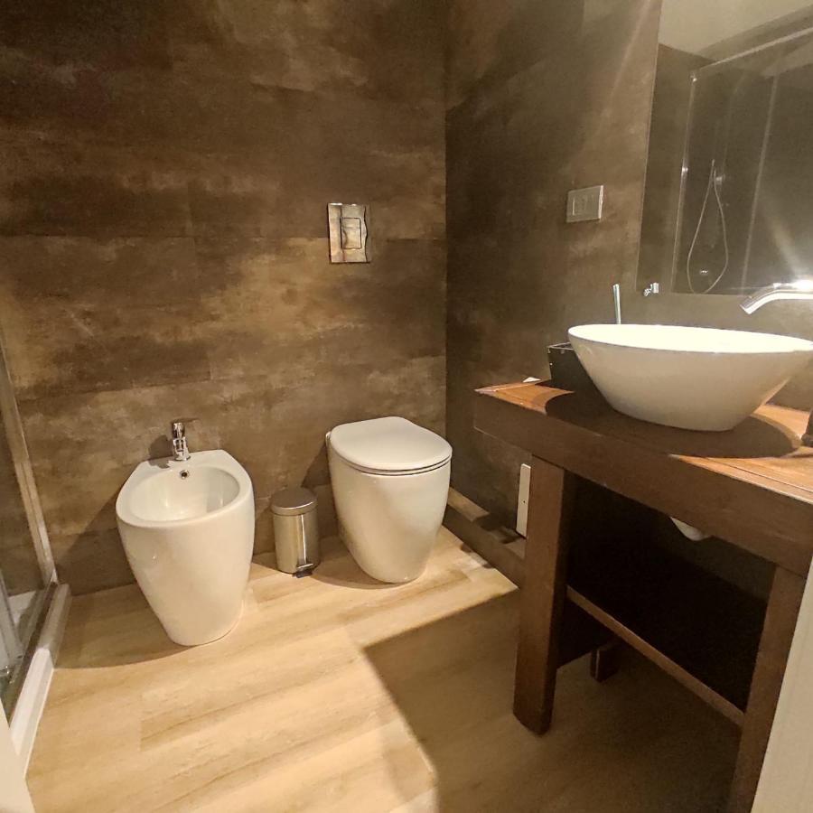 Krly Exclusive Rooms Cagliari Buitenkant foto