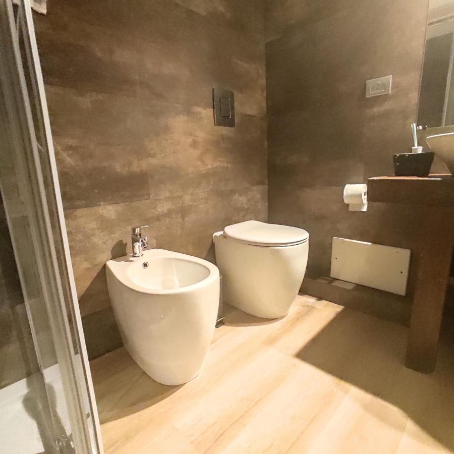 Krly Exclusive Rooms Cagliari Buitenkant foto