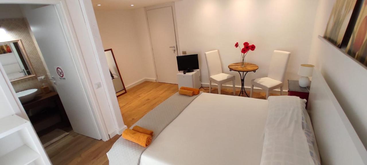 Krly Exclusive Rooms Cagliari Buitenkant foto