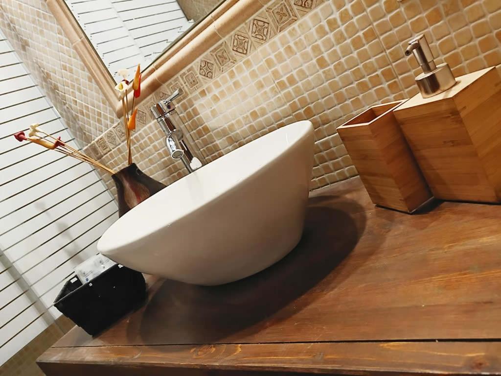 Krly Exclusive Rooms Cagliari Buitenkant foto